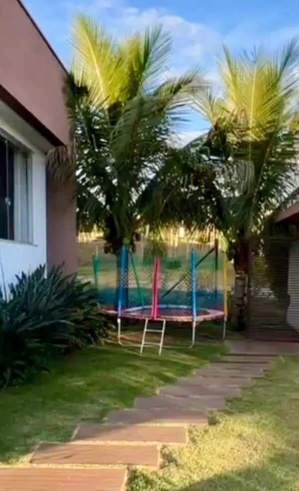 Ref: 018 Casa Brisa do Lago - Image 9