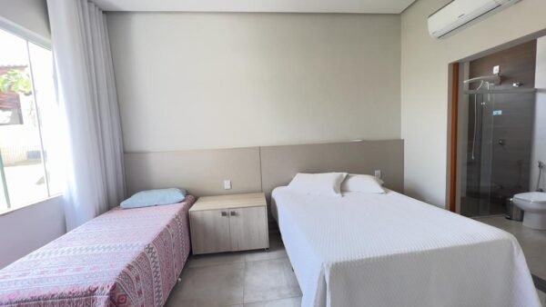 Ref: 018 Casa Brisa do Lago - Image 15